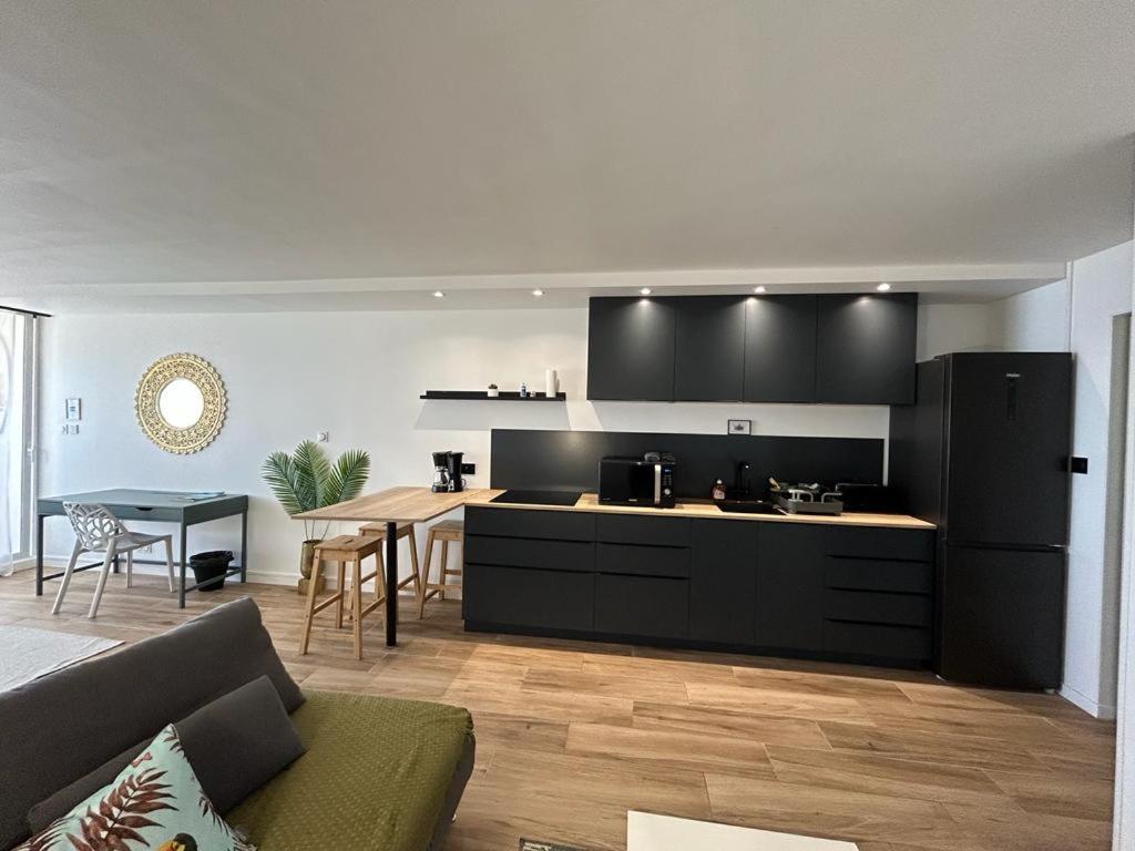 Appartement Luxe Ocean View 9403 Куль-де-Сак Экстерьер фото